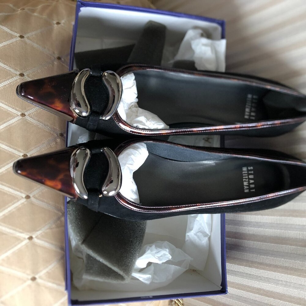 Stuart Weitzman Black suede heels,patent leather trim Gunmetal accent 7.5,NIB